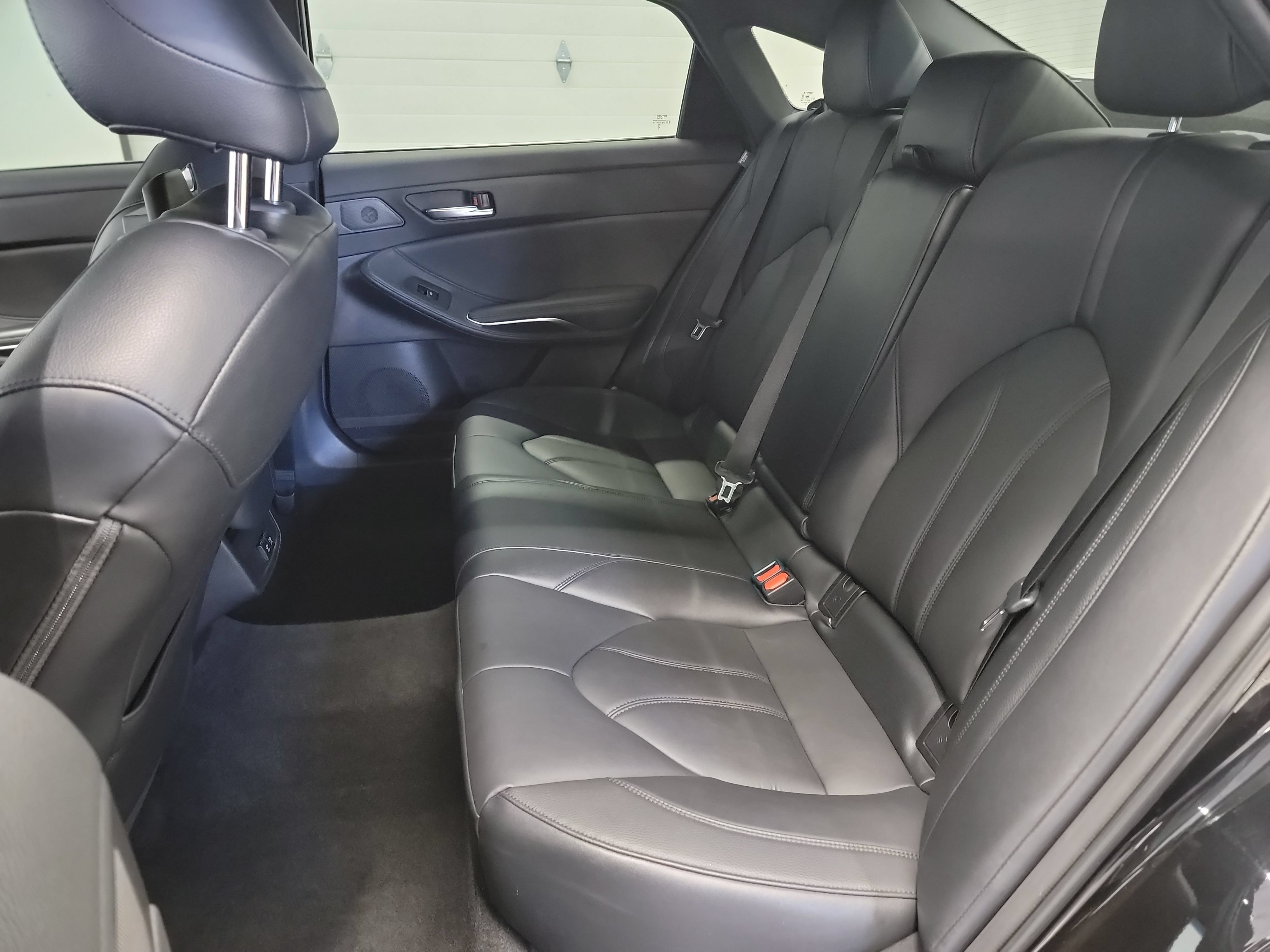Used 2019 Toyota Avalon XLE w/ Moonroof Package FWD image 28