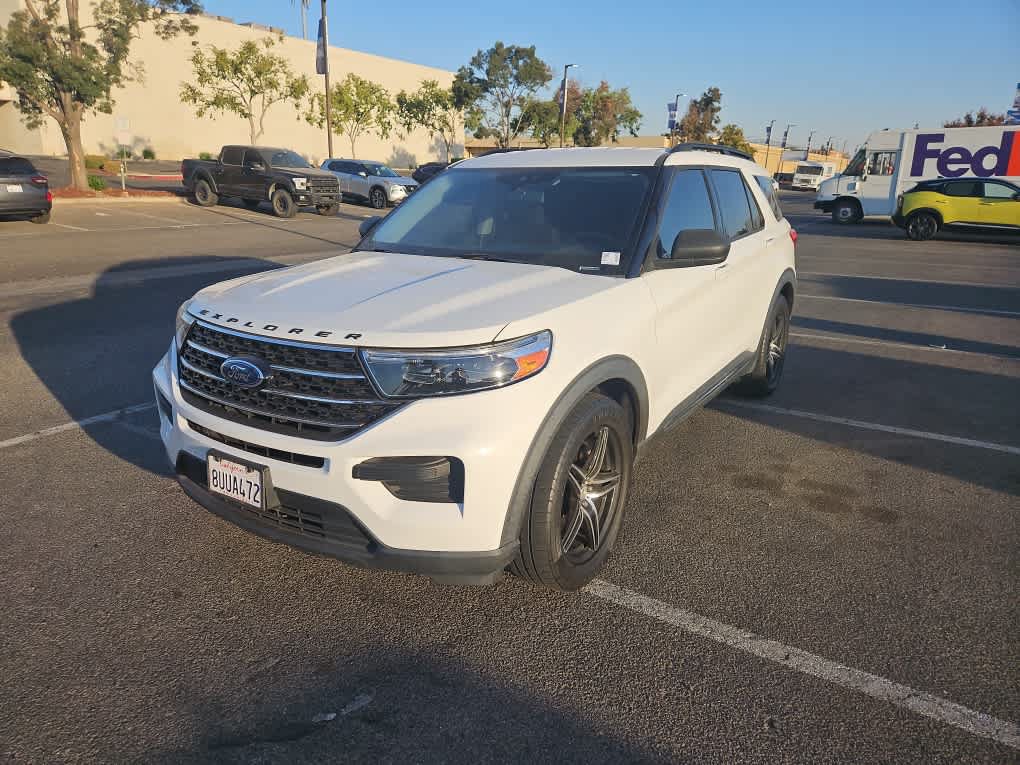 Used 2021 Ford Explorer XLT RWD image 1