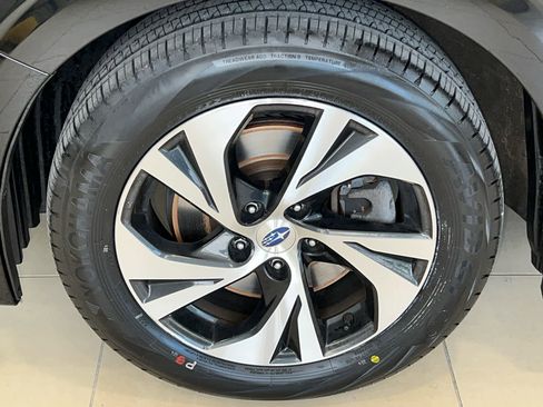 Used 2021 Subaru Legacy Premium AWD/4WD image 7
