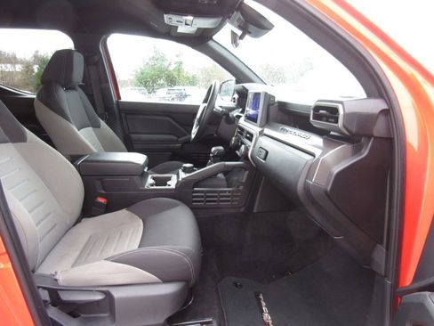 Certified 2024 Toyota Tacoma TRD Off-Road image 21