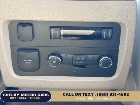 Used 2017 Lincoln Navigator L Select image 19