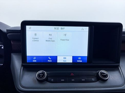 Used 2022 Ford Maverick Lariat w/ Lariat Luxury Package FWD image 25