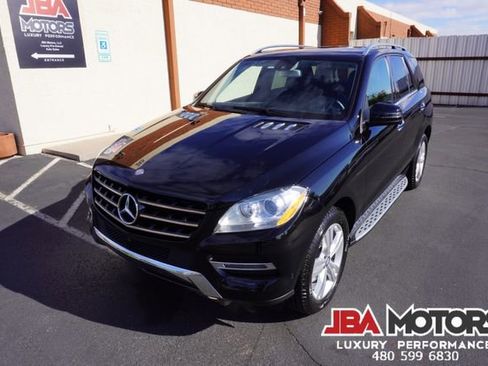 Used 2014 Mercedes-Benz ML 350 ML Class 350 SUV Rear DVD image 20