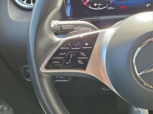 Used 2025 Mercedes-Benz GLA 250 image 18