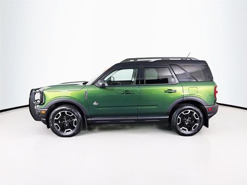 Used 2023 Ford Bronco Sport Outer Banks w/ Tech Package image 4