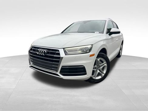 Used 2019 Audi Q5 2.0T Premium w/ Convenience Package image 9