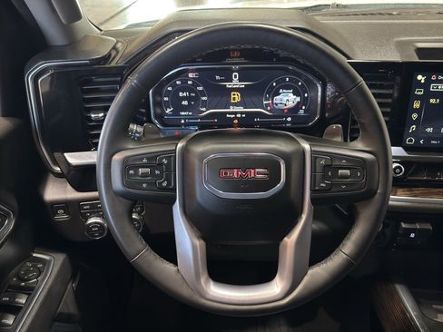Used 2025 GMC Sierra 1500 Elevation w/ Preferred Package AWD/4WD image 26