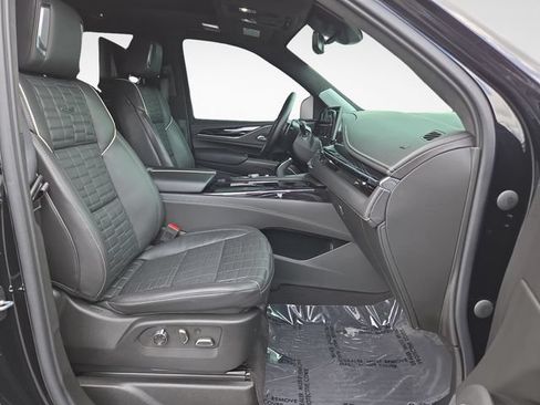 Used 2023 Cadillac Escalade V AWD/4WD image 40