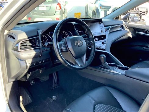 Used 2024 Toyota Camry SE image 16