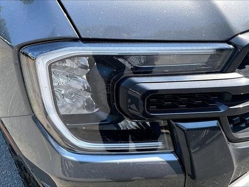 Used 2024 Ford Ranger XLT w/ FX4 Off-Road Package AWD/4WD image 31