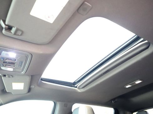 Used 2021 GMC Sierra 3500 Denali w/ Denali Ultimate Package image 12