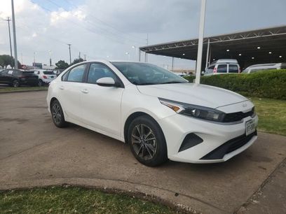 Used 2023 Kia Forte LXS