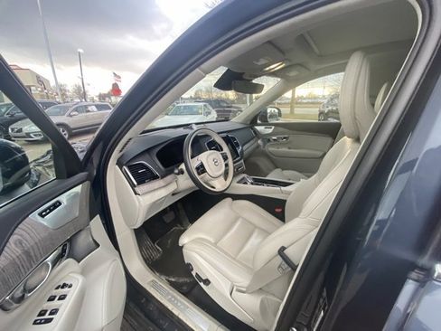 Used 2023 Volvo XC90 B6 Ultimate image 6