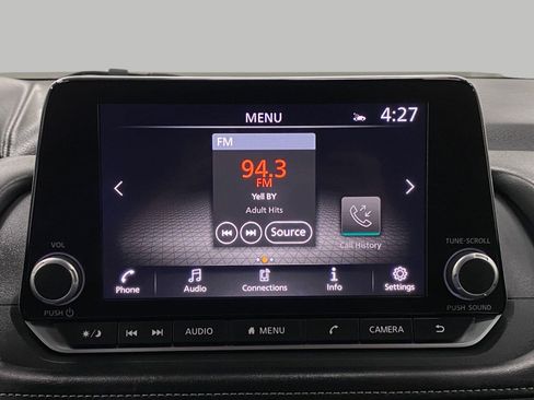 Certified 2025 Nissan Rogue SV AWD/4WD image 22