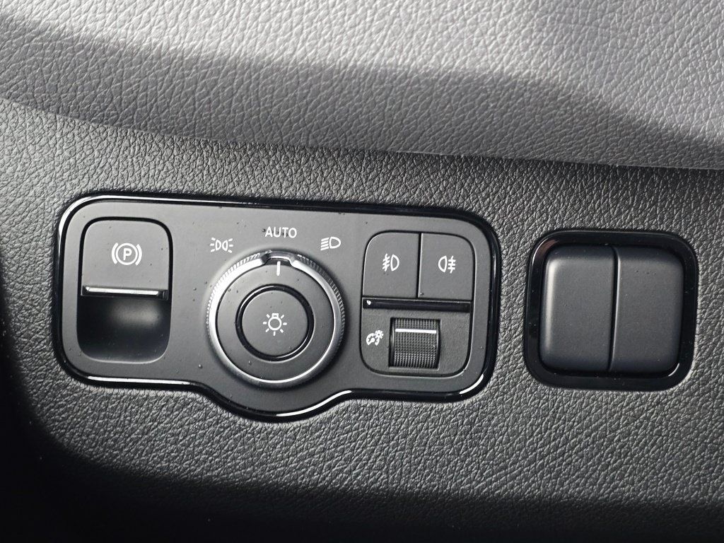 New 2026 Mercedes-Benz Sprinter 2500 image 33