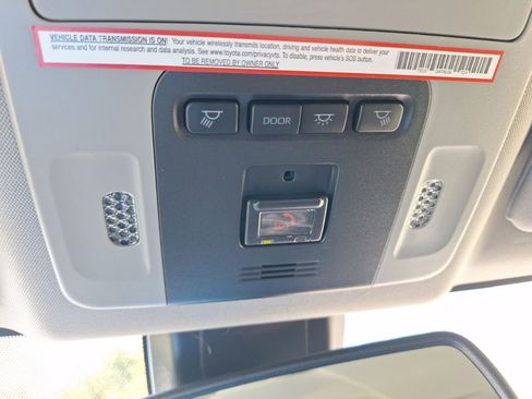 Used 2022 Toyota Camry XSE w/ Cold Weather Package FWD image 24