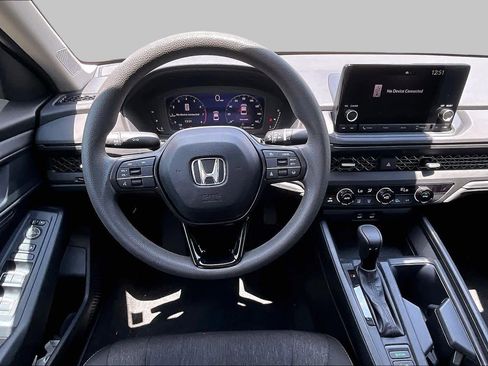 Used 2023 Honda Accord EX image 6