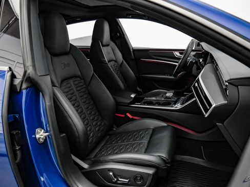 Used 2024 Audi RS 7 Performance w/ Executive Package image 46