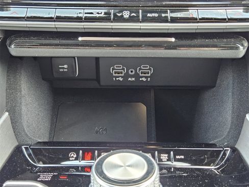 New 2025 Jeep Wagoneer Series II w/ Premium Group I image 19