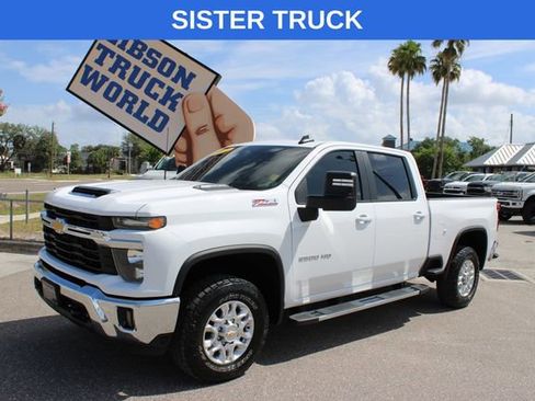 Used 2025 Chevrolet Silverado 2500 LT AWD/4WD image 1