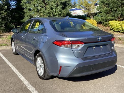Certified 2025 Toyota Corolla LE w/ LE Premium Package AWD/4WD image 10