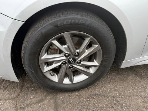 Used 2019 Kia Optima LX image 30