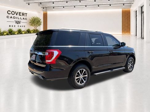 Used 2021 Ford Expedition XLT RWD image 10