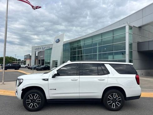 Used 2021 GMC Yukon AT4 w/ AT4 Premium Plus Package AWD/4WD image 2