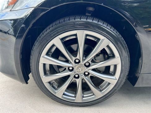Used 2015 Lexus IS 250C image 9