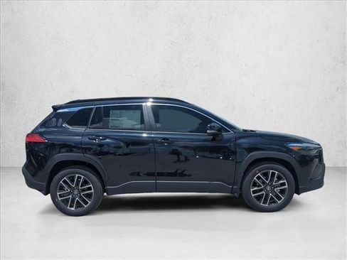 New 2026 Toyota Corolla Cross XLE FWD image 4