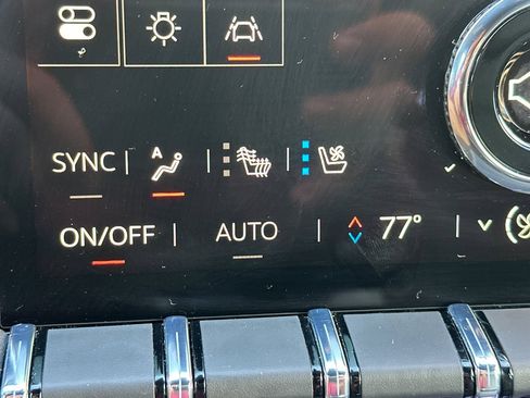 Used 2026 GMC Terrain AT4 w/ Convenience Package III image 28