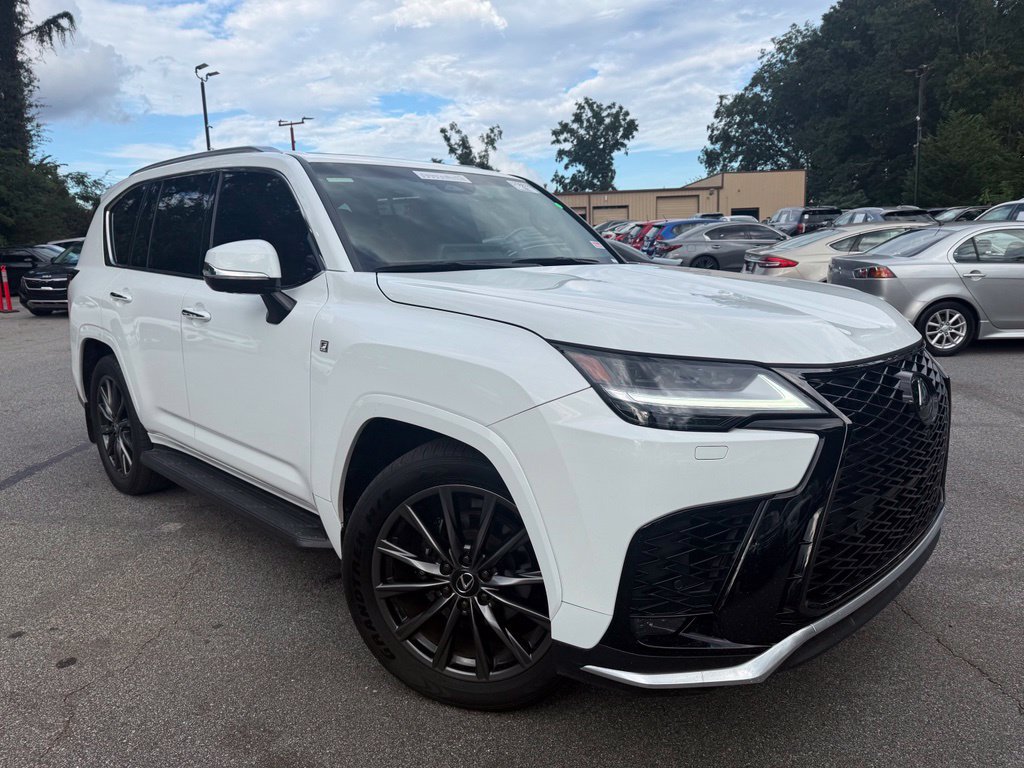 Used 2025 Lexus LX 600 F Sport AWD/4WD image 2