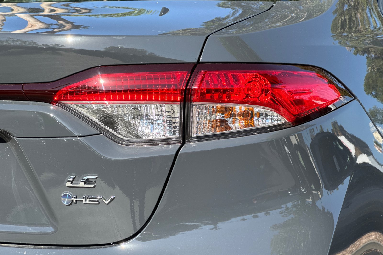New 2027 Toyota Corolla LE w/ LE Premium Package FWD image 31