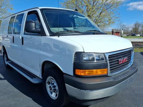Used 2024 GMC Savana 2500 w/ Driver Convenience Package RWD image 8