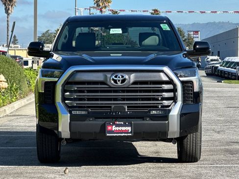 New 2026 Toyota Tundra Limited AWD/4WD image 9