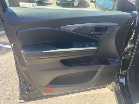 Certified 2023 Honda Passport EX-L image 16