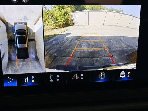 Used 2024 Chevrolet Silverado EV W/T image 26