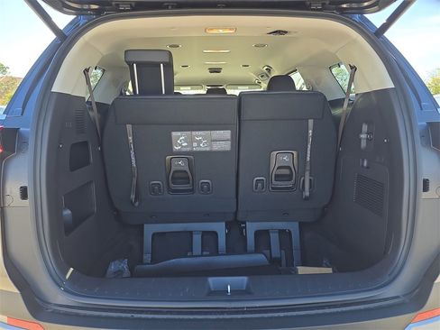 New 2026 Kia Carnival EX image 10