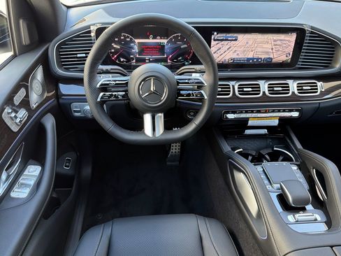 New 2026 Mercedes-Benz GLS 450 4MATIC image 13