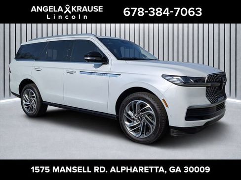 New 2025 Lincoln Navigator Reserve AWD/4WD image 1