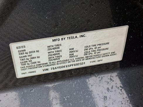 Used 2023 Tesla Model Y Long Range image 12