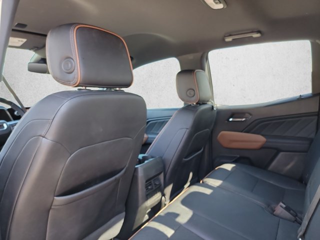 Used 2023 GMC Canyon AT4 w/ AT4 Premium Package AWD/4WD image 18