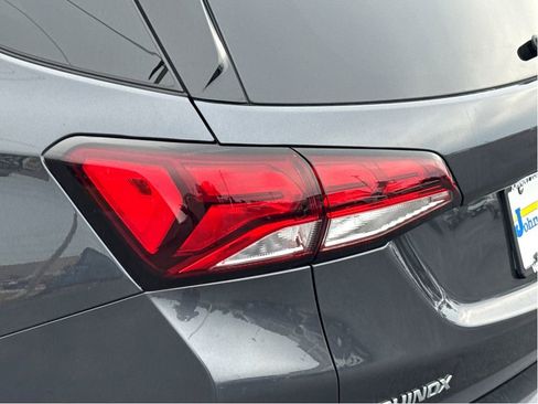 Used 2022 Chevrolet Equinox LT image 6