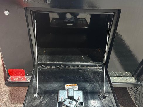 Used 2022 RAM 3500 Tradesman w/ Chrome Appearance Group image 10