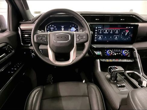 Used 2025 GMC Sierra 1500 Denali w/ Denali Reserve Package AWD/4WD image 6