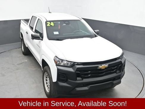 Used 2024 Chevrolet Colorado W/T w/ Safety Package RWD image 26