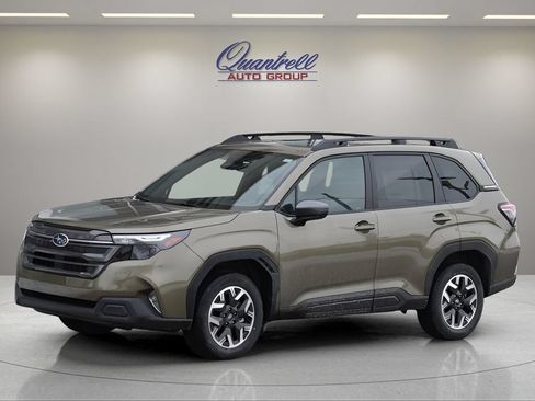 Used 2026 Subaru Forester Premium AWD/4WD image 7