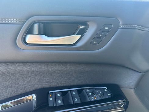 New 2026 Nissan Pathfinder Platinum AWD/4WD image 14