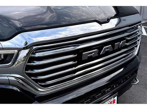 Used 2022 RAM 1500 Limited w/ Body Color Bumper Group AWD/4WD image 29