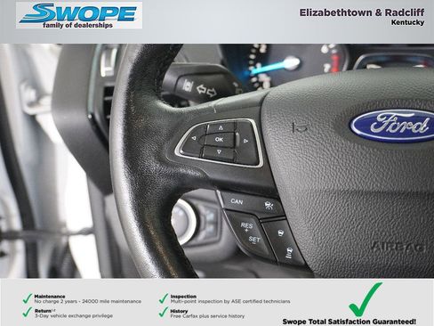 Used 2019 Ford Escape Titanium image 16